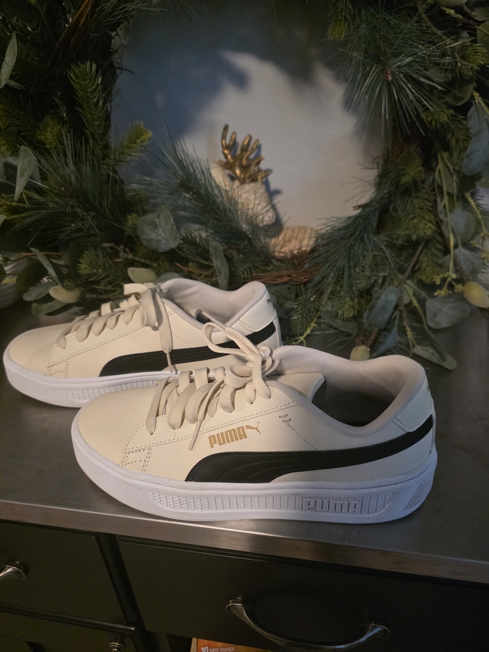 Puma Cream Sneakers with Black Side Stripe